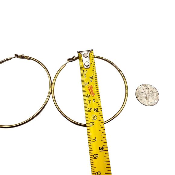 Pierced Earrings Modern Hoop Statement Open Work Dangle Gold Tone 2.5" Fashion - Picture 5 of 7